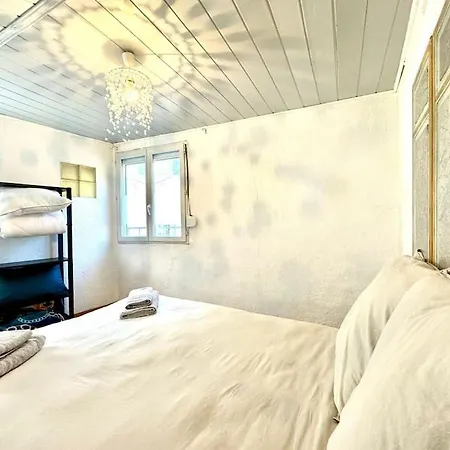 Maison Entre Pont Et Cathedrale Apartment