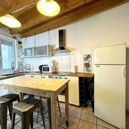 Maison Entre Pont Et Cathedrale Apartment