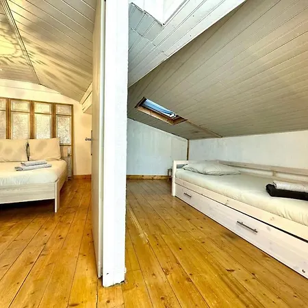 Maison Entre Pont Et Cathedrale Apartment
